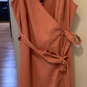 Banana Republic Petite Size 2 wrap dress